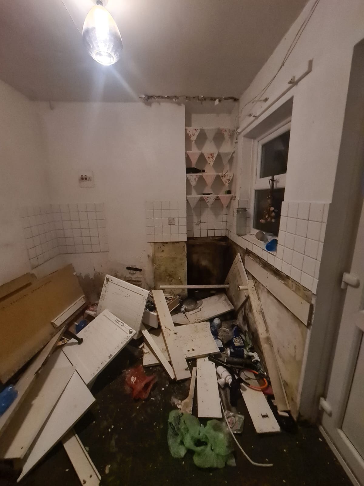 WhatsApp Image 2026-04-14 at 15.19.25 (4)