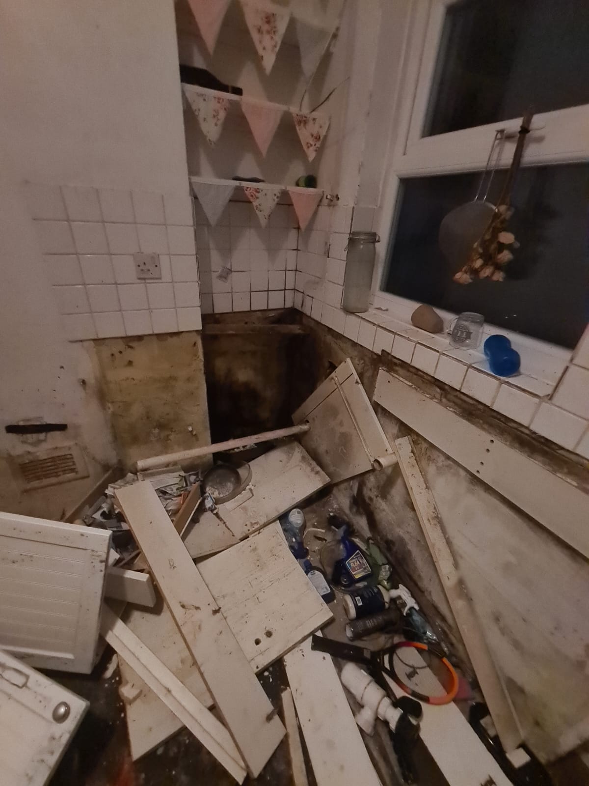 WhatsApp Image 2026-04-14 at 15.19.25